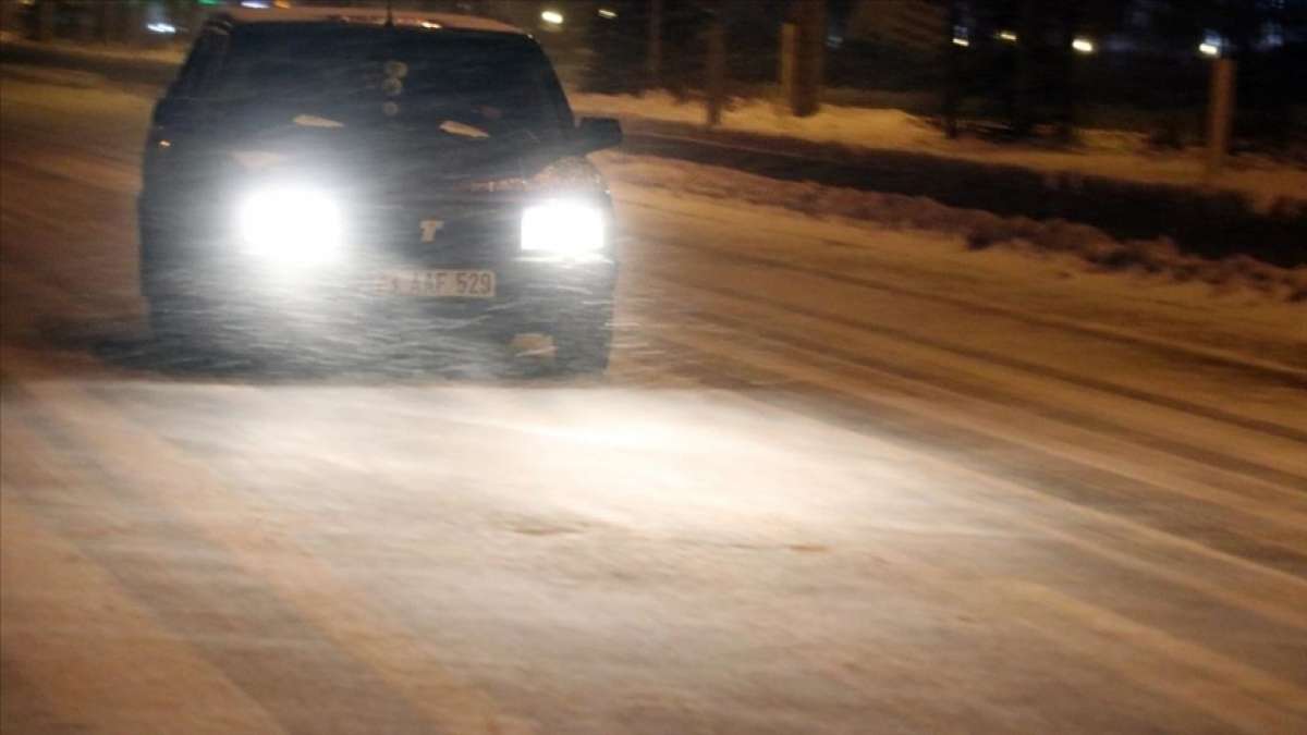 Doğu Anadolu'da kar ve tipi etkisini sürdürüyor