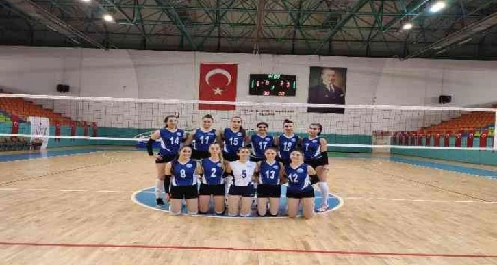 Elazığ Belediyesi Voleybol, rahat kazandı