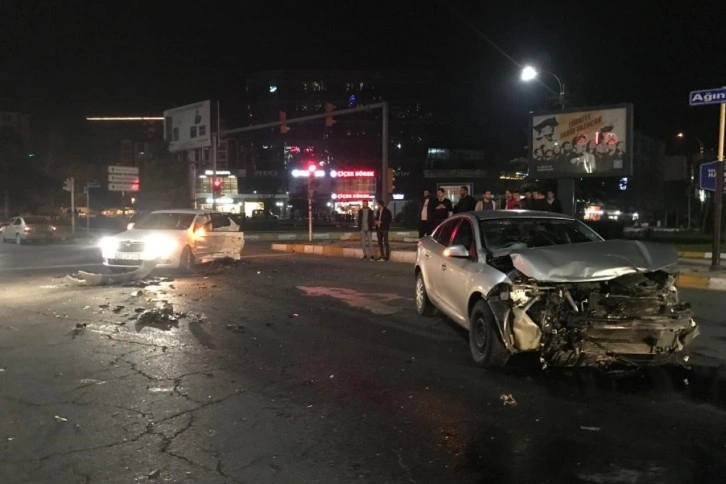 Elazığ’da trafik kazası: 2 yaralı