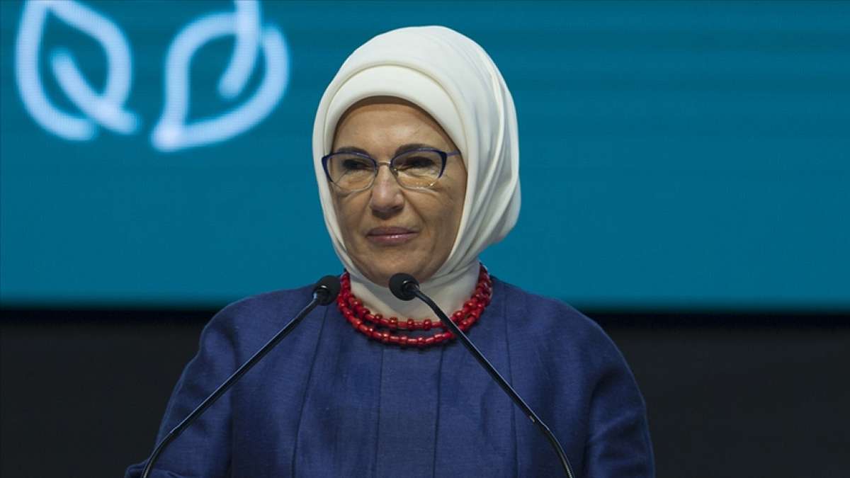 Emine Erdoğan: Kadın ruhunun yaşamın hamuruna katılmadığı bir gelecek eksiktir, yarımdır