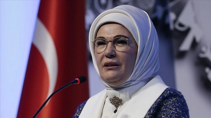 Emine Erdoğan'dan hanımlara 'sürdürülebilir evren mensur edelim' çağrısı