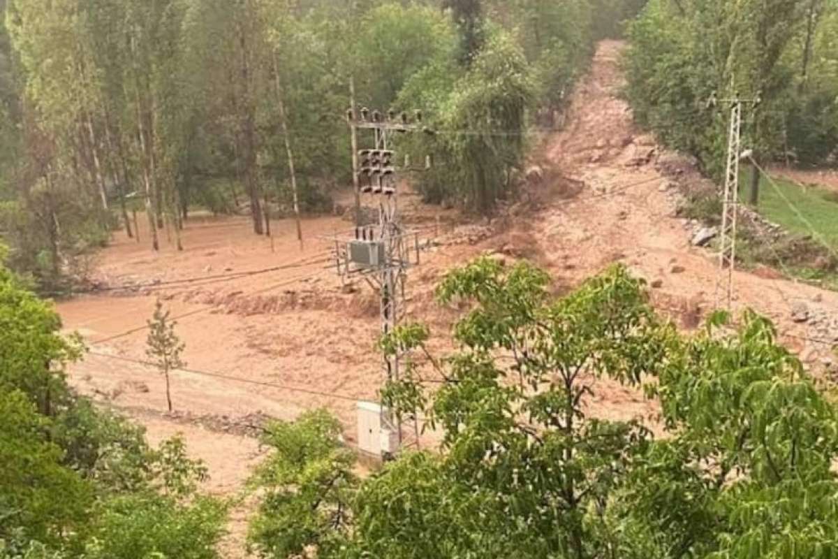 Erzurum'da sel yıktı geçti, tünelde kaybolan işçiyi arama çalışmaları devam ediyor