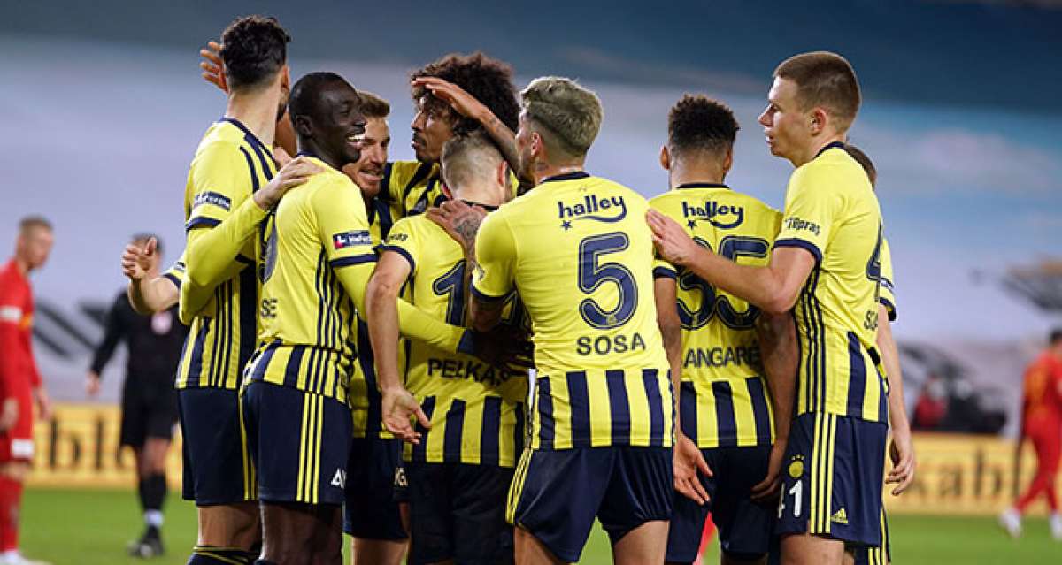 Fenerbahçe puan ortalamasında zirveye ortak oldu