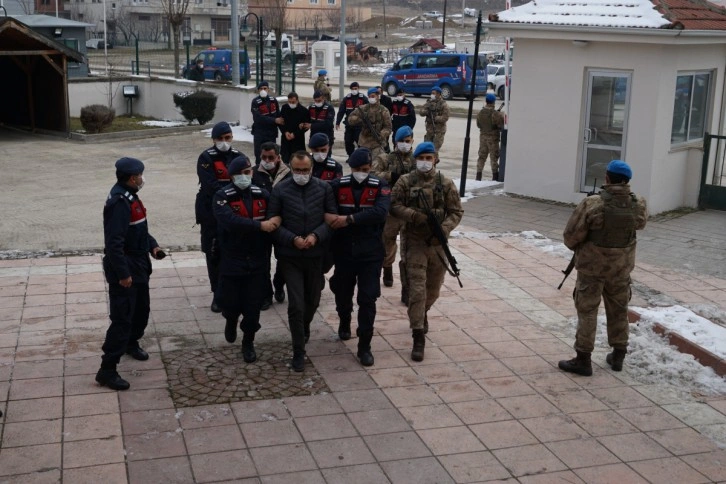 FETÖ'den gözaltına alınan DEVA Partisi İl Başkanı tutuklandı