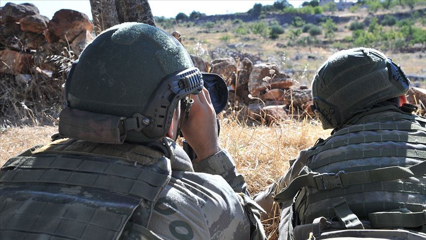 Fırat Kalkanı bölgesinde terör örgütü üyesi 3 şüpheli yakalandı