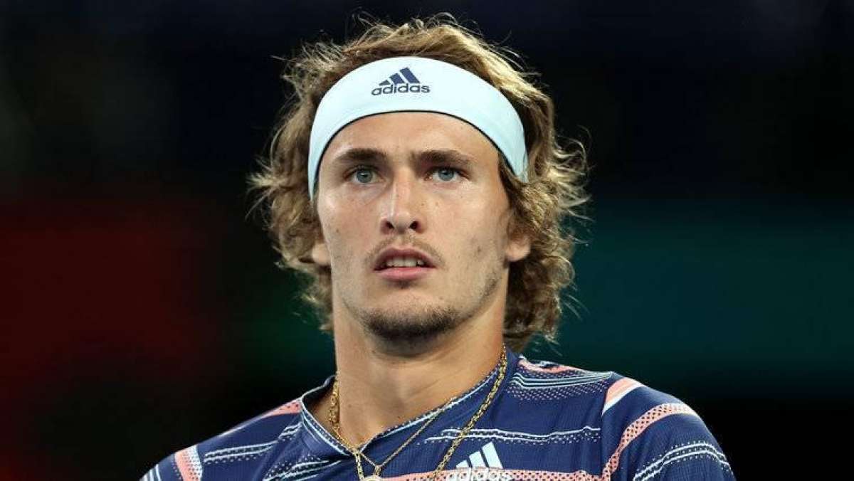 Fransa Açık'ta Tsitsipas ve Zverev ikinci turda