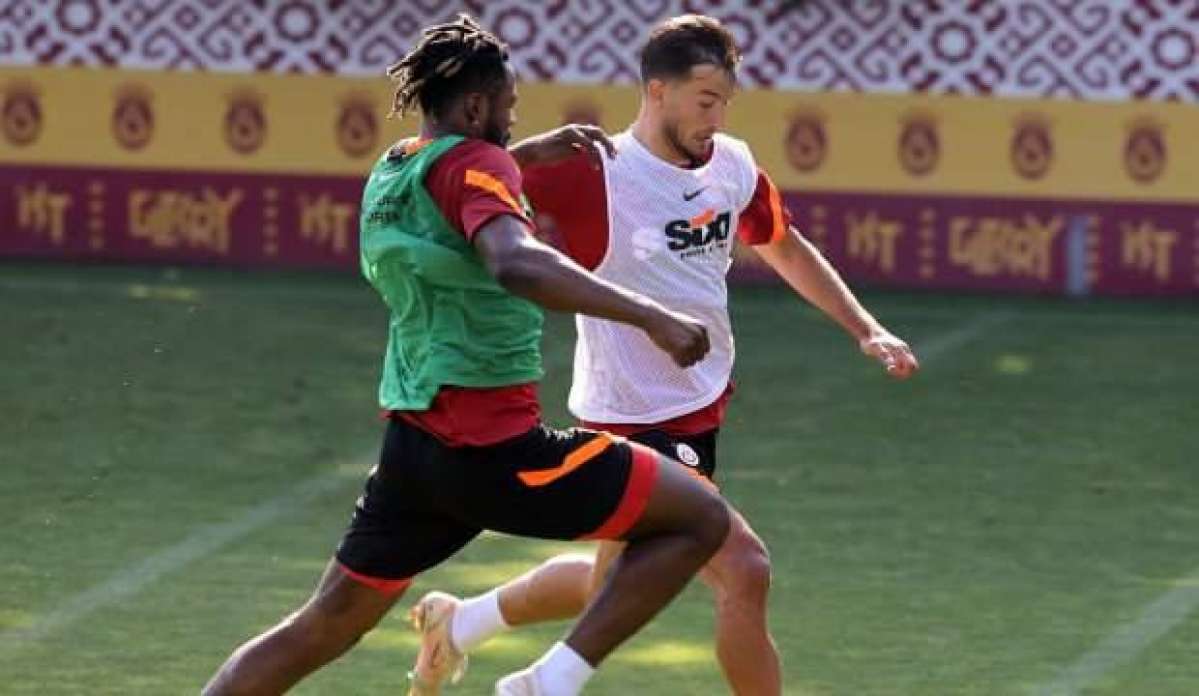 Galatasaray'da çift kale taktik oyun!