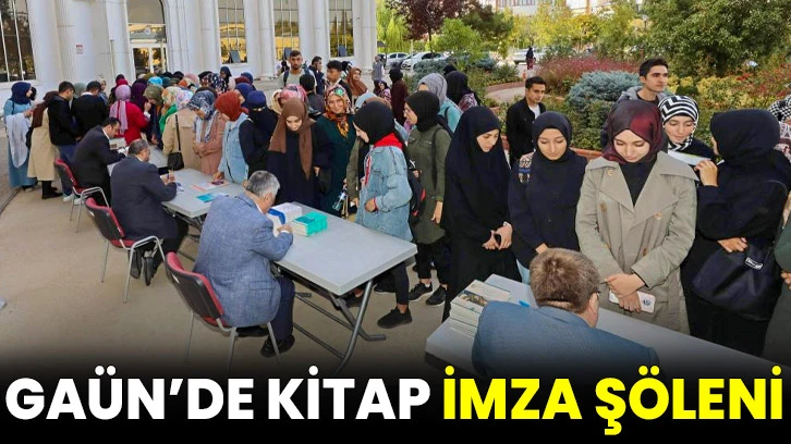 GAÜN’de kitap imza şöleni