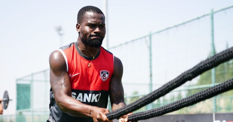 Gaziantep FK'da Aziz Tetteh'e af çıktı