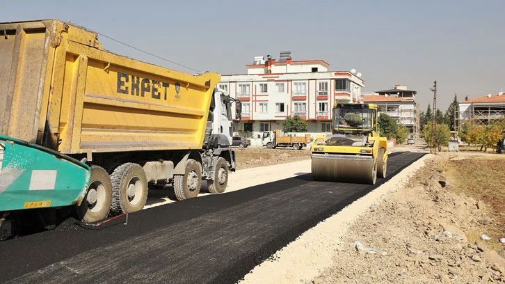 Şehitkamil’de Asfalt Çalışmaları Aralıksız Sürdürülüyor