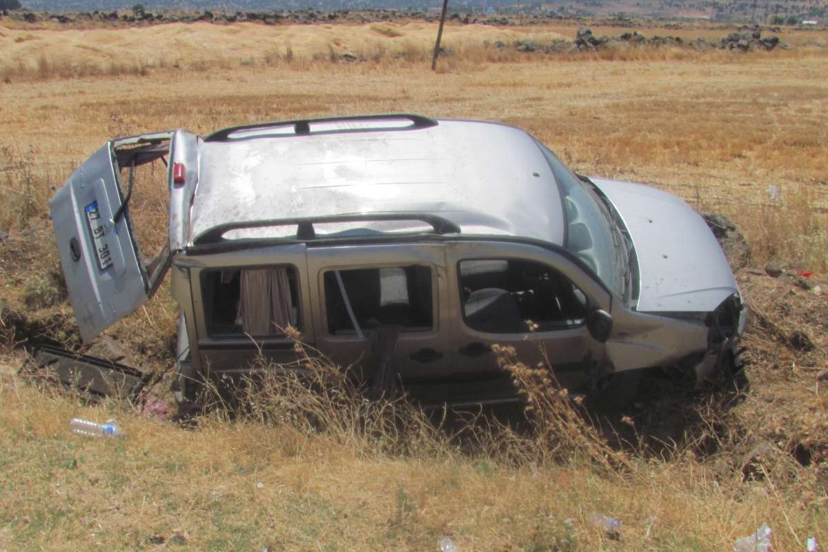 Gaziantep'te trafik kazası: 1 ölü, 2 yaralı