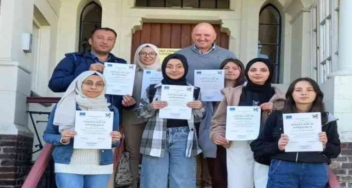 Gediz Evliya Çelebi Anadolu Lisesi Belçika’da Kütahya’yı tanıttı