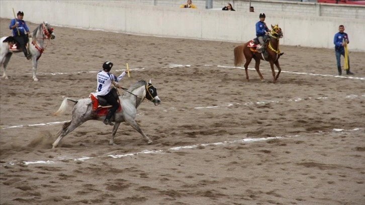 Geleneksel atlı sporlar çocuklarla yaygınlaşacak