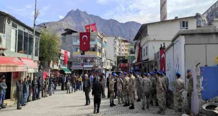 Göreve giderken kaza geçiren güvenlik korucusu hayatını kaybetti