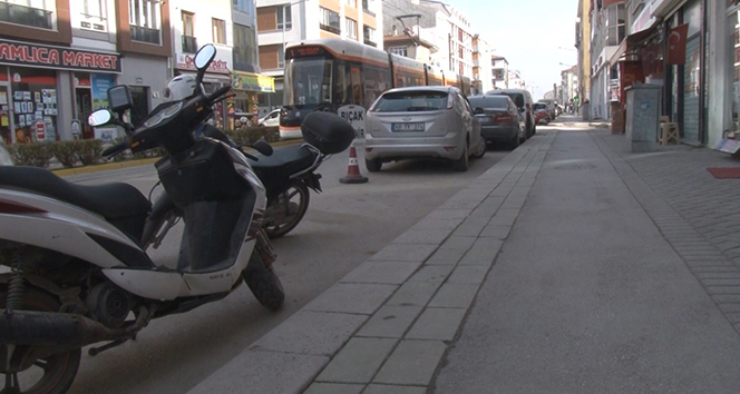 Gözü gibi baktığı ekmek teknesini hırsızlar çaldı