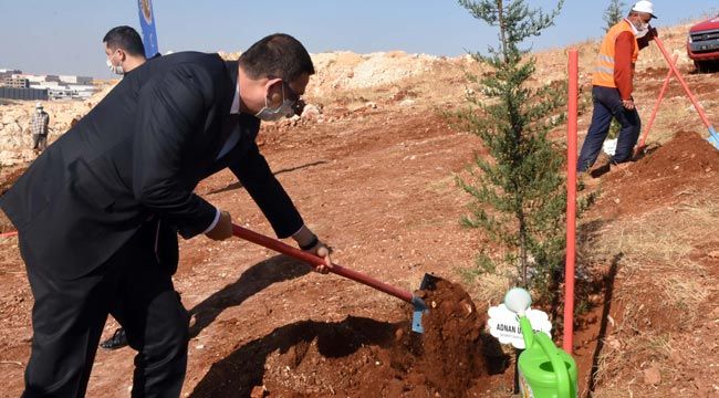 GSO'nun yılbaşı hediyesi GAGİAD ormanına fidan bağışı