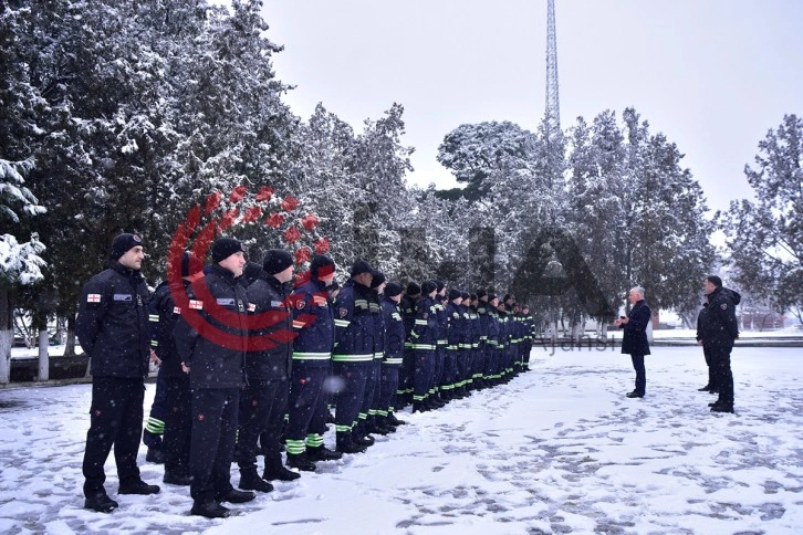 Gürcistan'dan Türkiye'ye 60 kişilik arama-kurtarma ekibi