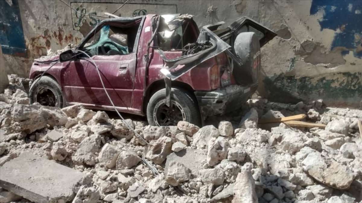 Haiti açıklarında meydana gelen depremde ölenlerin sayısı 1297'ye yükseldi