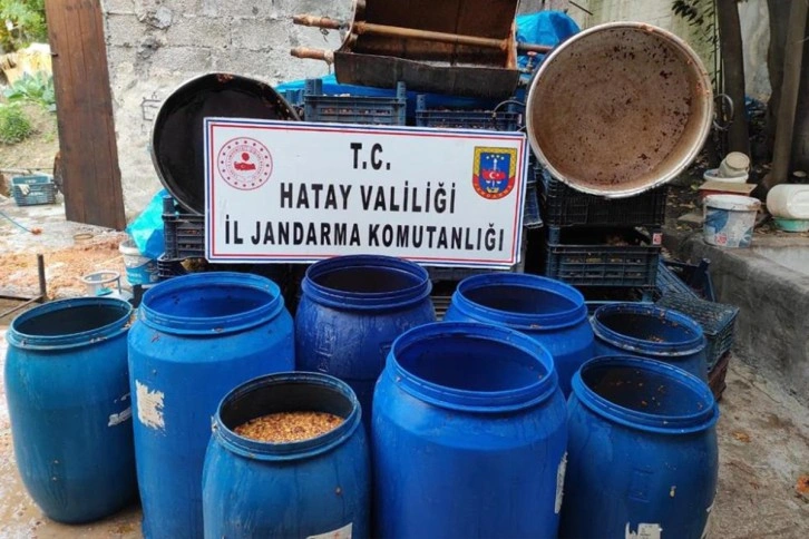 Hatay’da 240 litre sahte alkol ele geçirildi, 1 şahıs gözaltına alındı