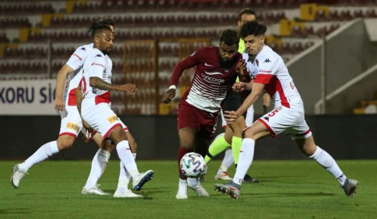 Hatayspor, Antalyaspor'u 3 golle geçti