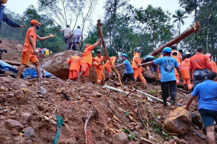 Hindistan’da sel ve toprak kayması: 18 ölü