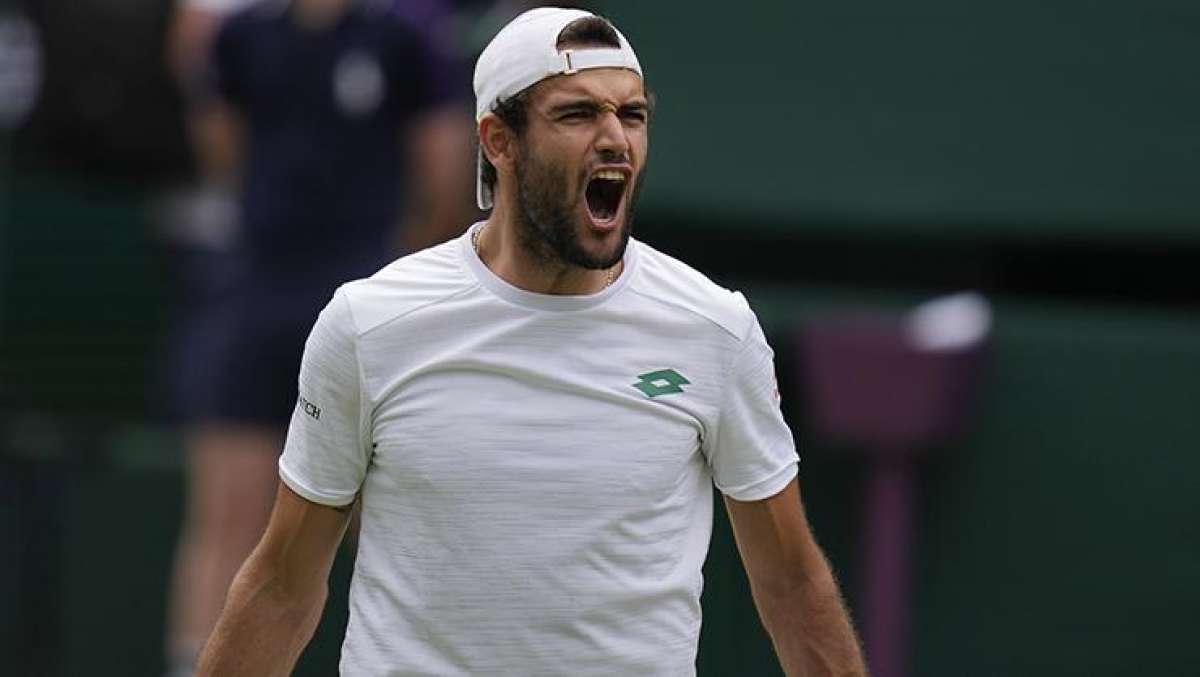 Hurkacz'ı yenen Berrettini, Wimbledonda finale çıktı