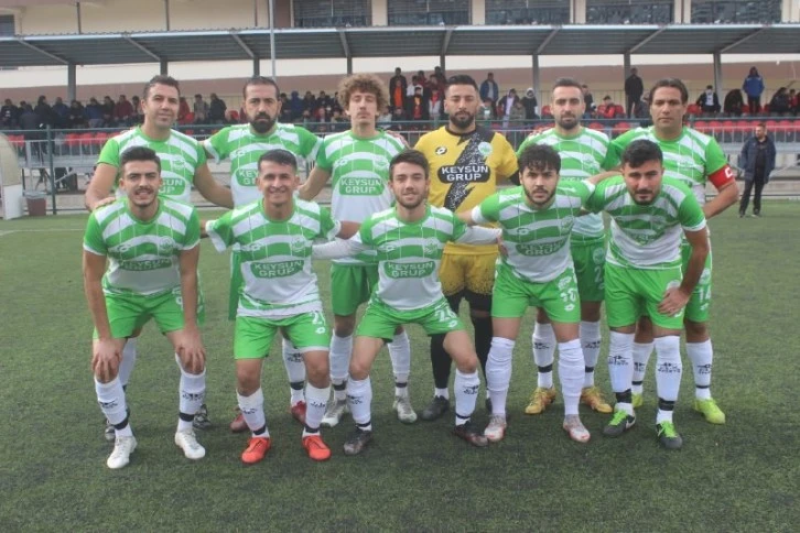 HY Grup Yavuzelispor deplasmanda oynadığı Sanayi Esnafspor’u 1-0 yendi