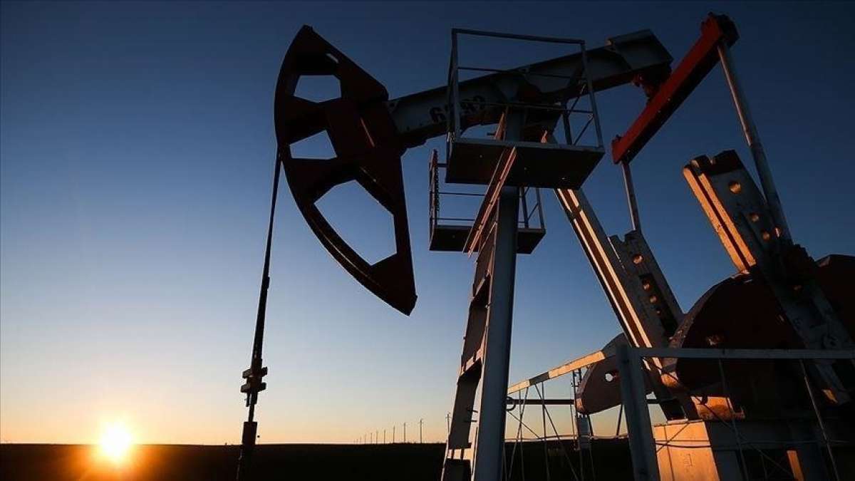 IEA: Küresel petrol talebi bu yıl günlük 5,4 milyon varil artacak