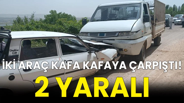 İki araç kafa kafaya çarpıştı! 2 yaralı