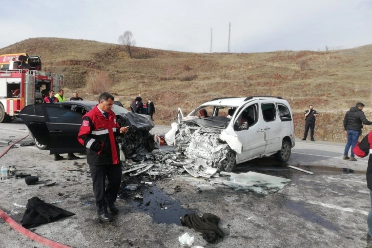 İmranlı belediye başkanı trafik kazasında hayatını kaybetti