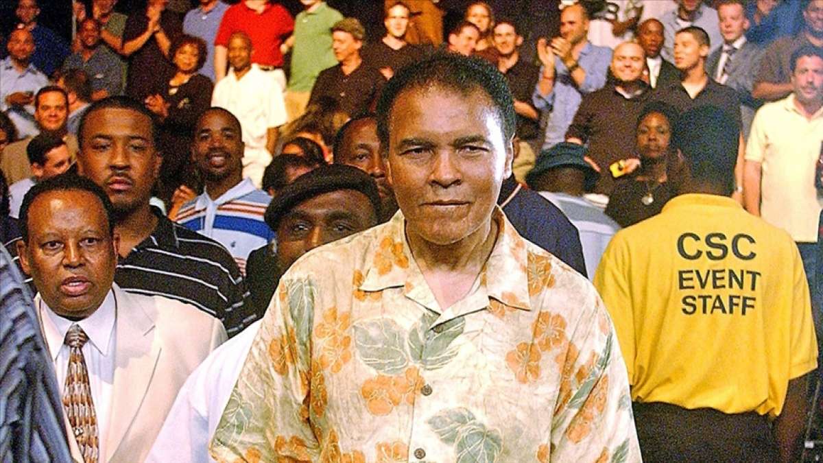 Irkçılık ve ayrımcılıkla mücadelenin sembolü: Muhammed Ali