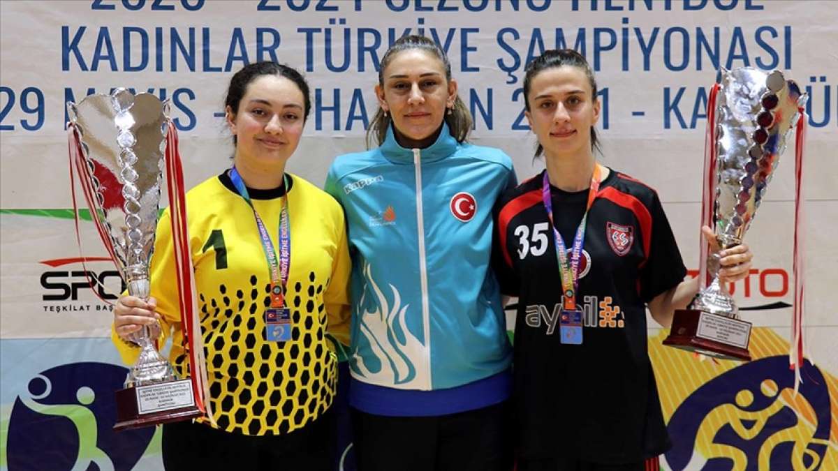 İşitme engelli kadın hentbolcuların hedefi olimpiyat şampiyonluğu