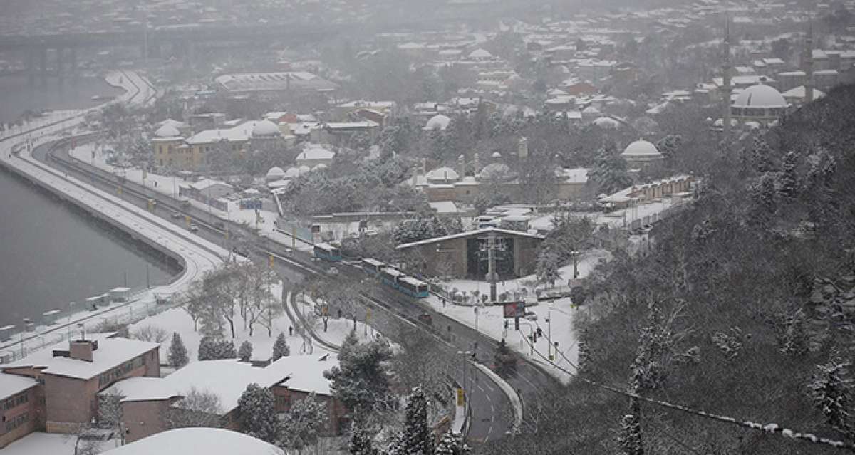 İstanbul Valiliğinden kar yağışı uyarısı