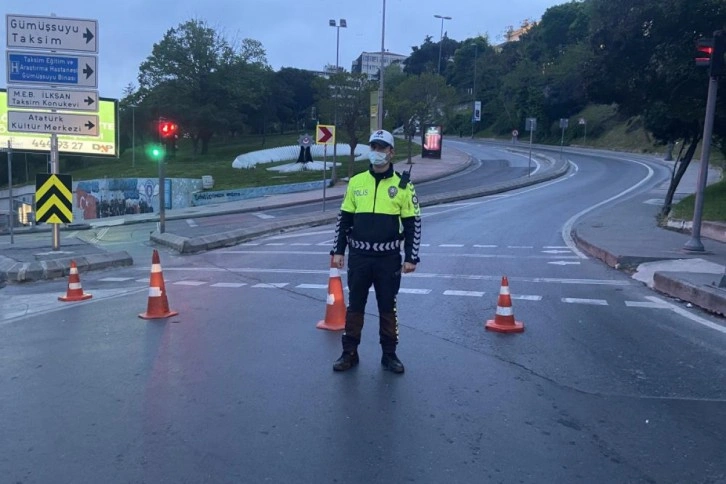 İstanbul’da 1 Mayıs için yollar trafiğe kapatıldı