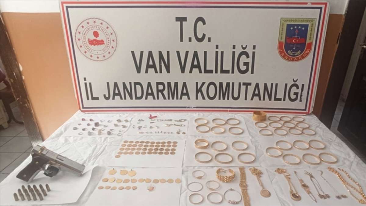 İstanbul'da çalınan 1,5 milyon liralık altın ve ziynet eşyası Van'da bulundu