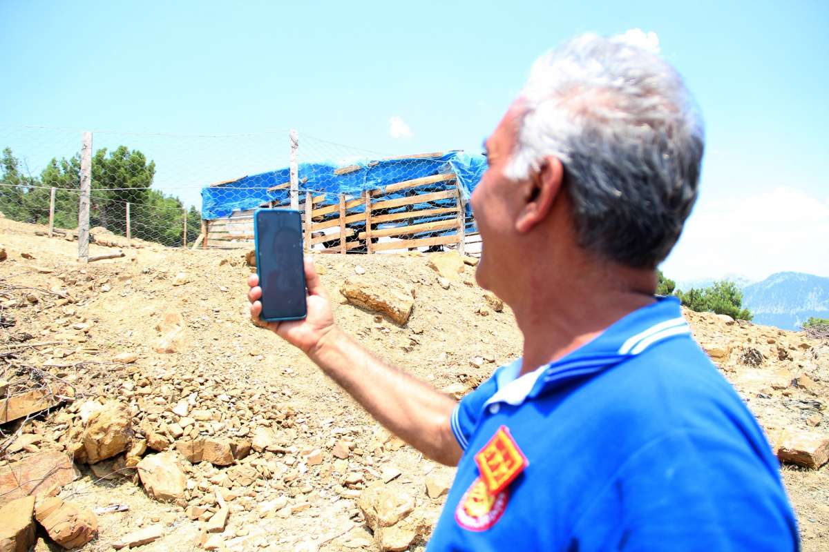 İtfaiye müdürünün günler sonra ailesiyle duygu dolu görüntülü görüşmesi