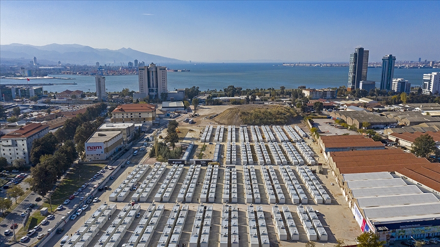 İzmir'deki depremzedelere istihdam desteği