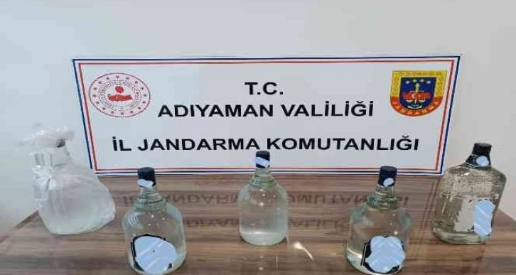 Jandarma sahte içki ele geçirdi