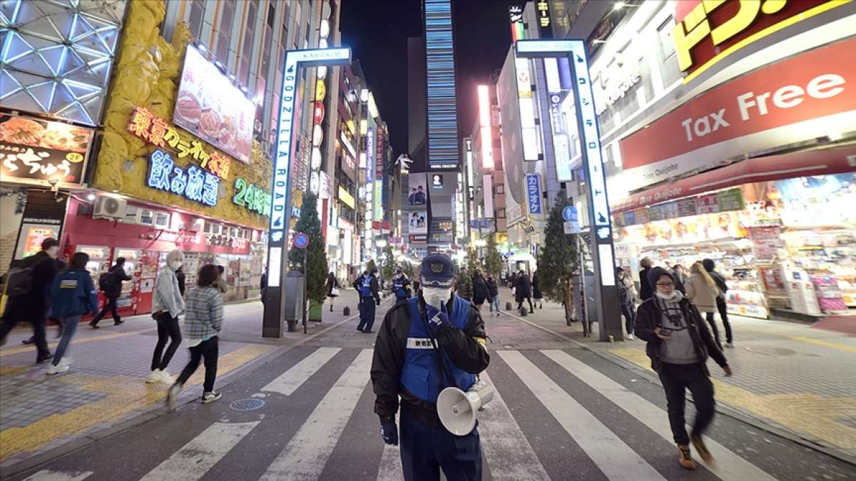 Japonya'da kabine Kovid-19 tedbirlerine uymayanlara para ve hapis cezası öngören tasarıyı onayl