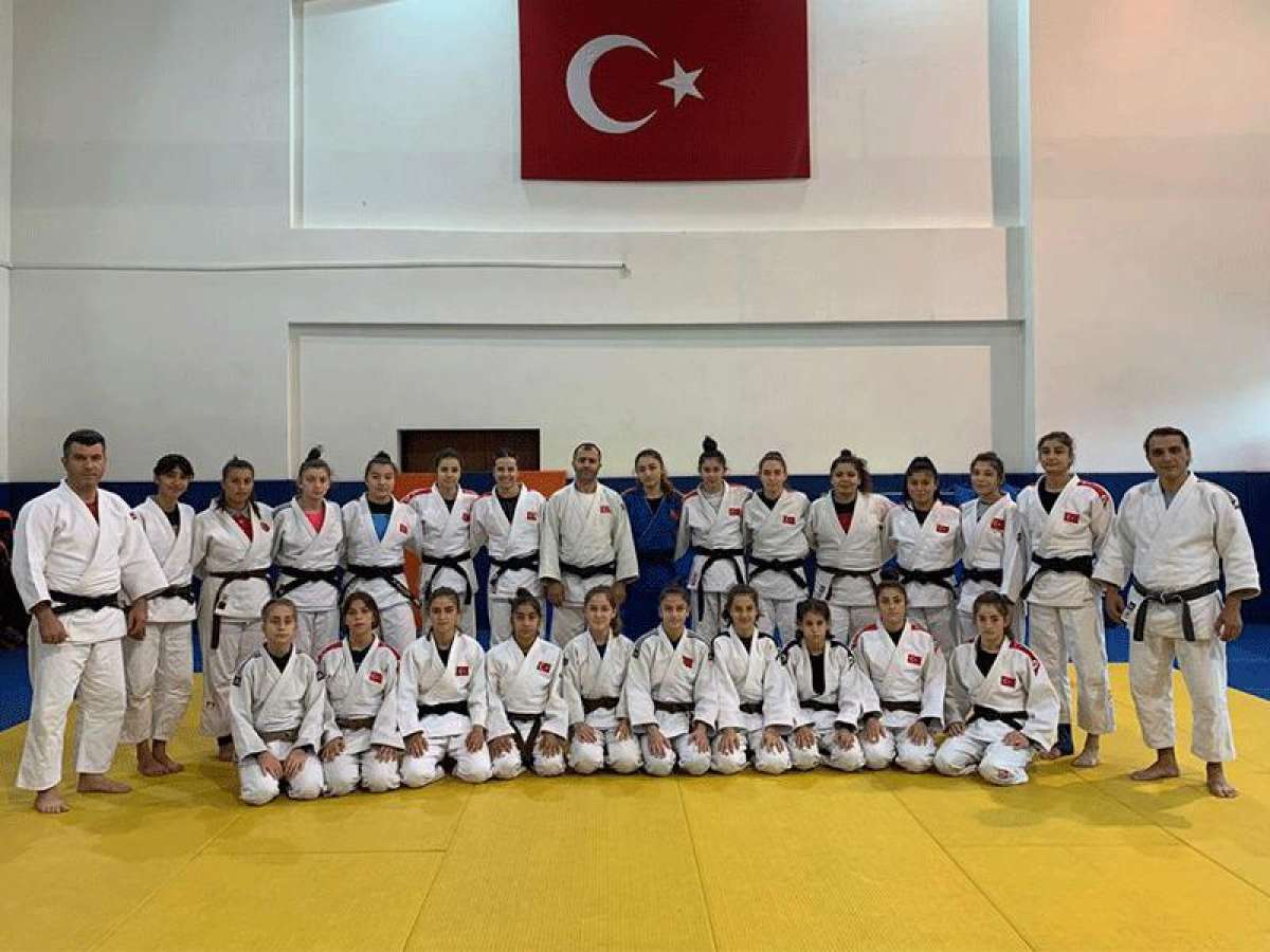 Kadın Judo Ümit Milli Takımı, ortak hazırlık kampında