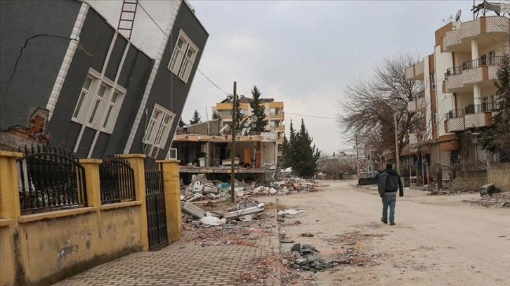 Kamu kurumları ve belediyeler depremlerden etkilenen Adıyaman için seferber oldu