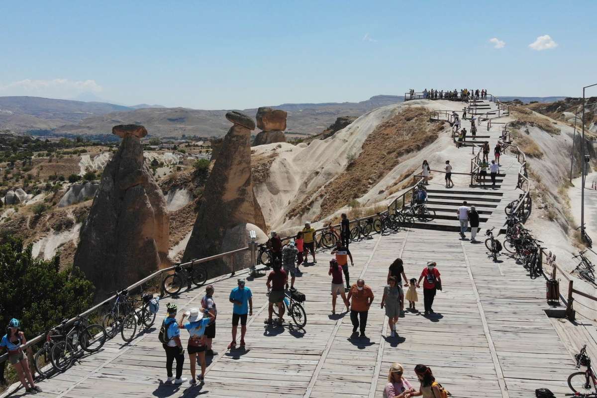 Kapadokya'da bayram öncesi yoğunluk yaşanıyor