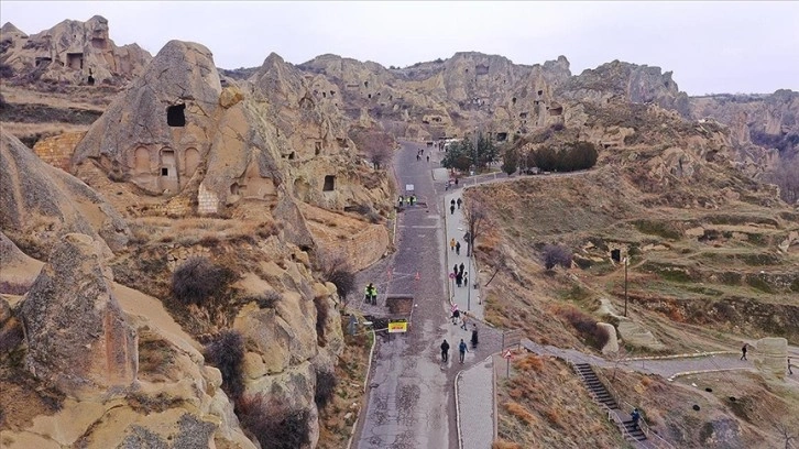 Kapadokya'da ulaşıma kapatılan yolun çevresindeki tarihi mekanlar kurtarılacak