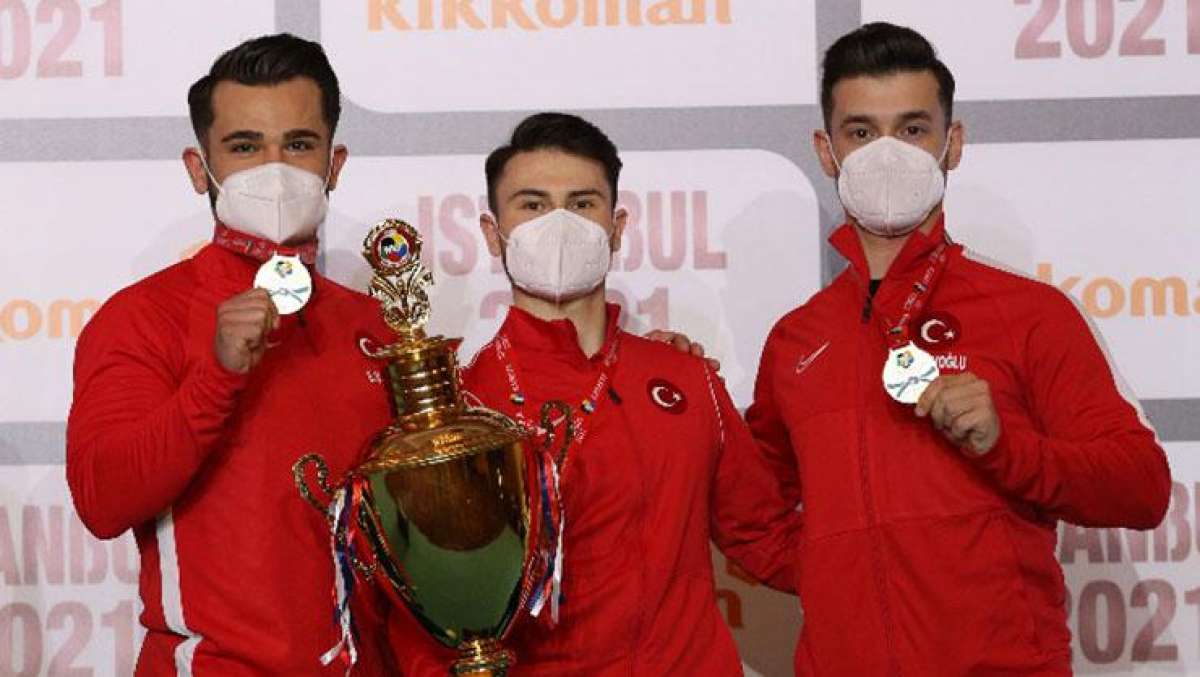 Karate 1 Premier Lig Lizbon etabında erkekler katada Enes Özdemir...