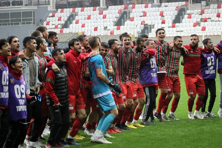 Karşıyaka, 6 puanlık bir maça çıkıyor