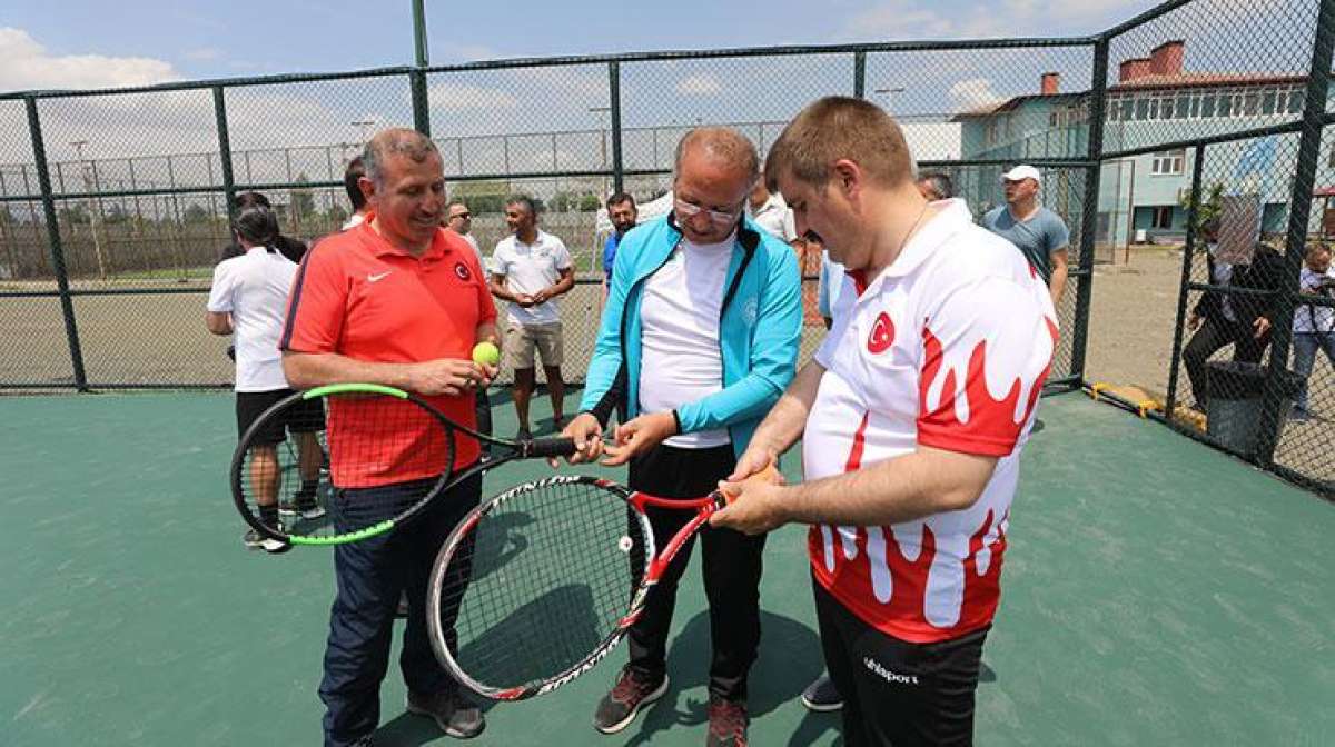 Kayısı Kupası-Büyükler Yaz Kupası Tenis Turnuvası sona erdi