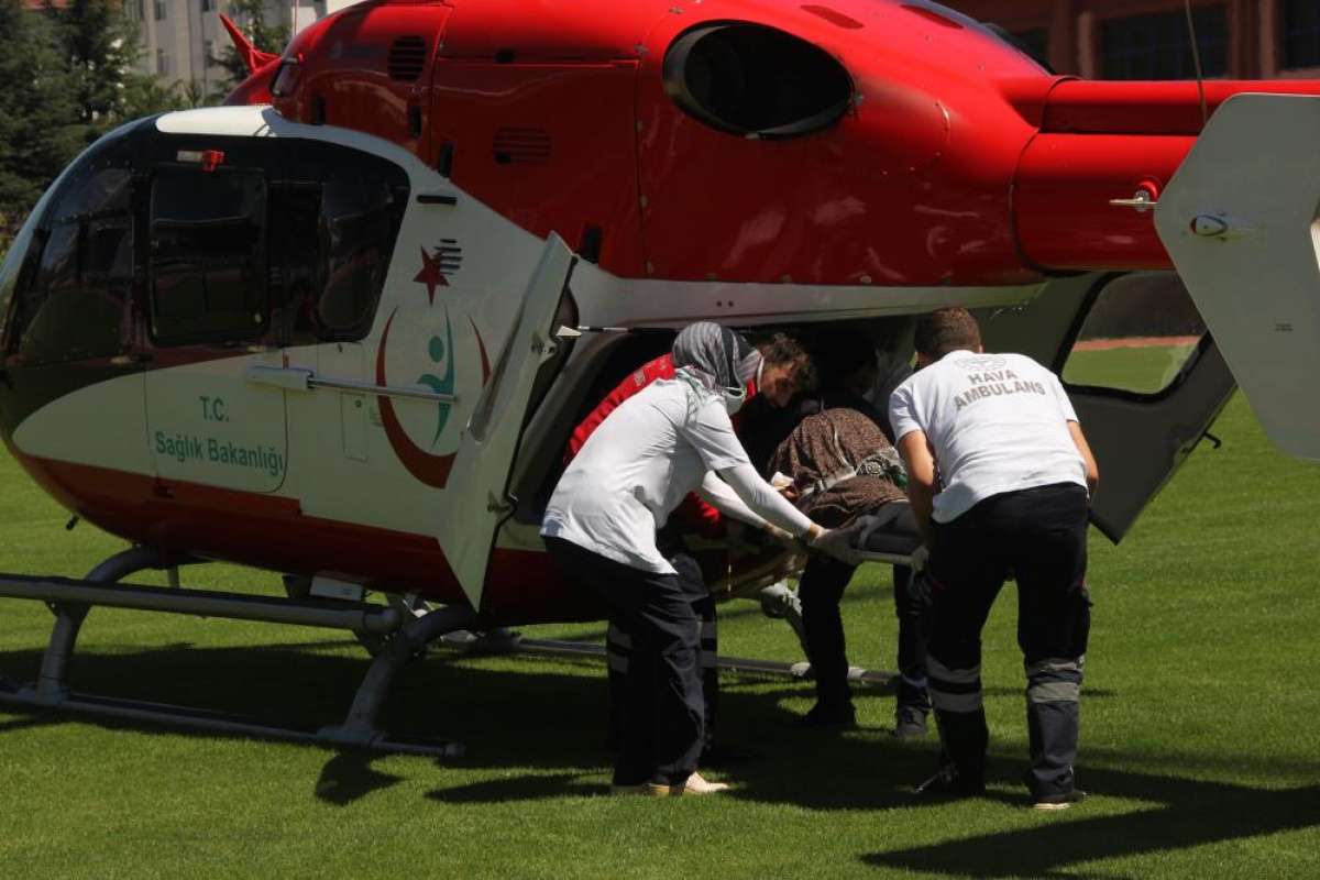 KOAH hastası kadın, ambulans helikopter ile hastaneye yetiştirildi