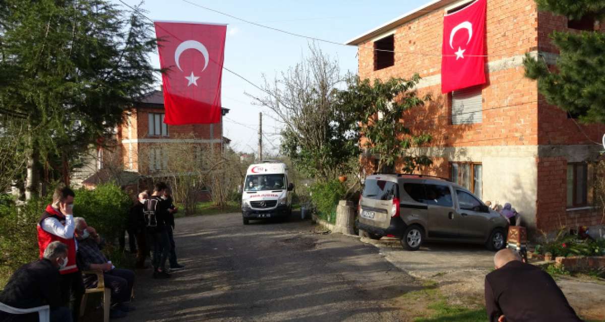 Konya'da düşen uçağın pilotu Yüzbaşı Burak Gençcelep'in babaocağında hüzün