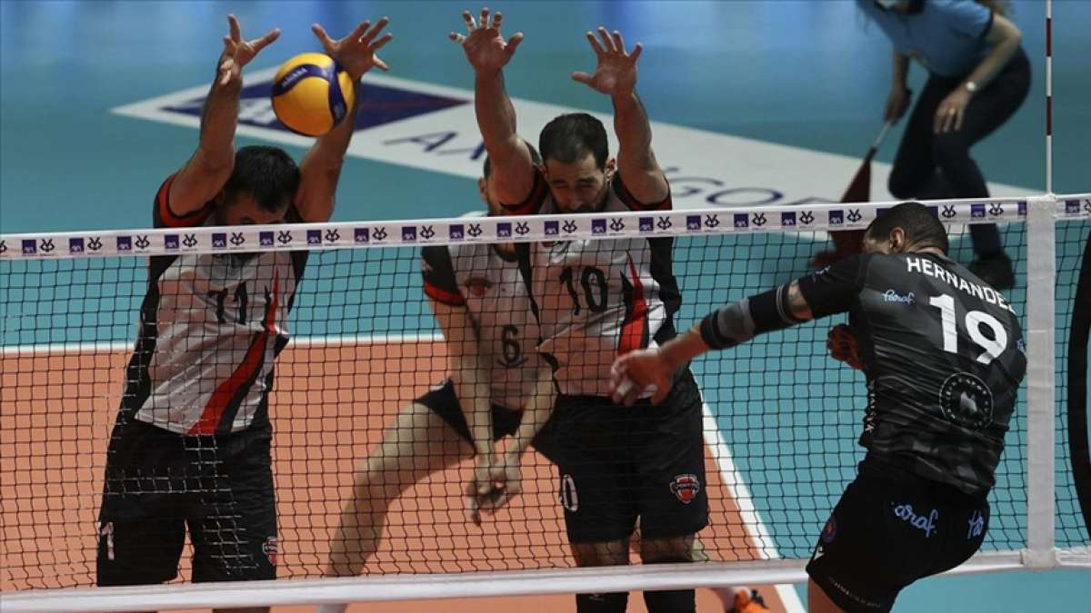 Kupa Voley'de şampiyon Spor Toto oldu