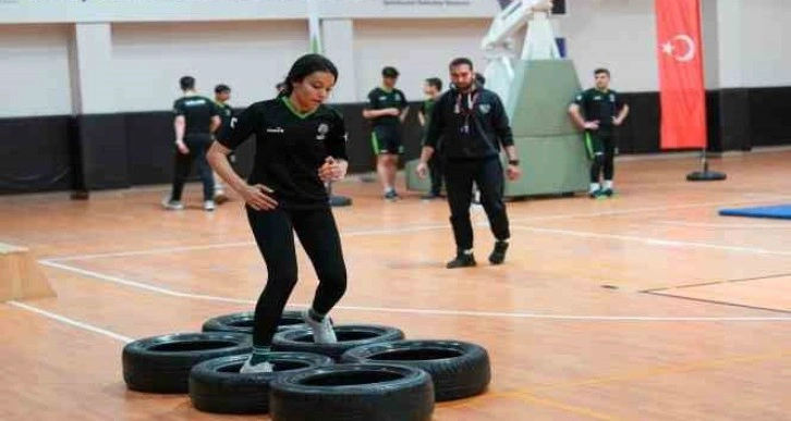 Kursiyerler, bireysel programlarla takip ediliyor